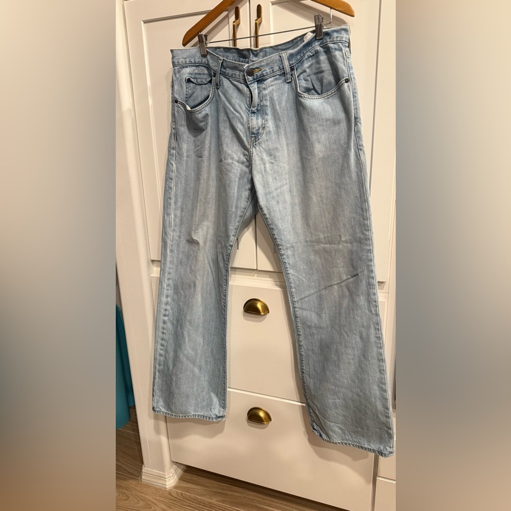 Vintage Old Navy Men's Loose Light Blue Jeans 38W x 36L